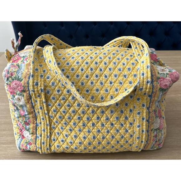 Vera Bradley Handbags - VERA BRADLEY Vintage 1997 Elizabeth Floral Duffle Bag